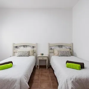 La Madera - Urban Near The Airport - Wifi Appartamento